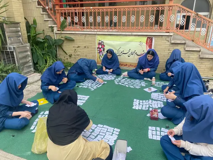 تصویر 1 دبیرستان دخترانه دین و دانش